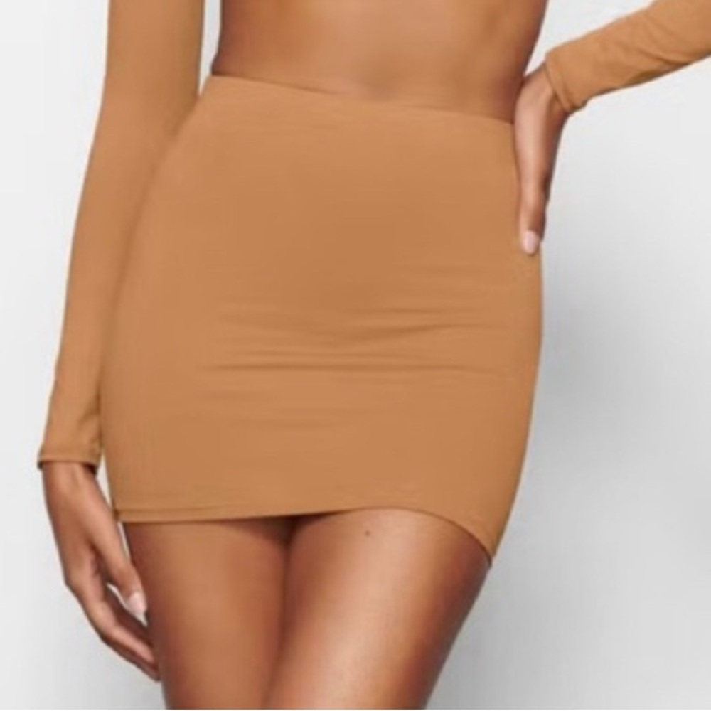 Skims Swim Tube Skirt Almond Size M Swim Cover Up Resort Beach Festival